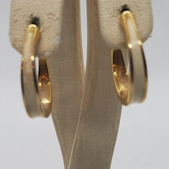 Vintage Cream & Gold Hoop Earrings - Picture 1 of 4